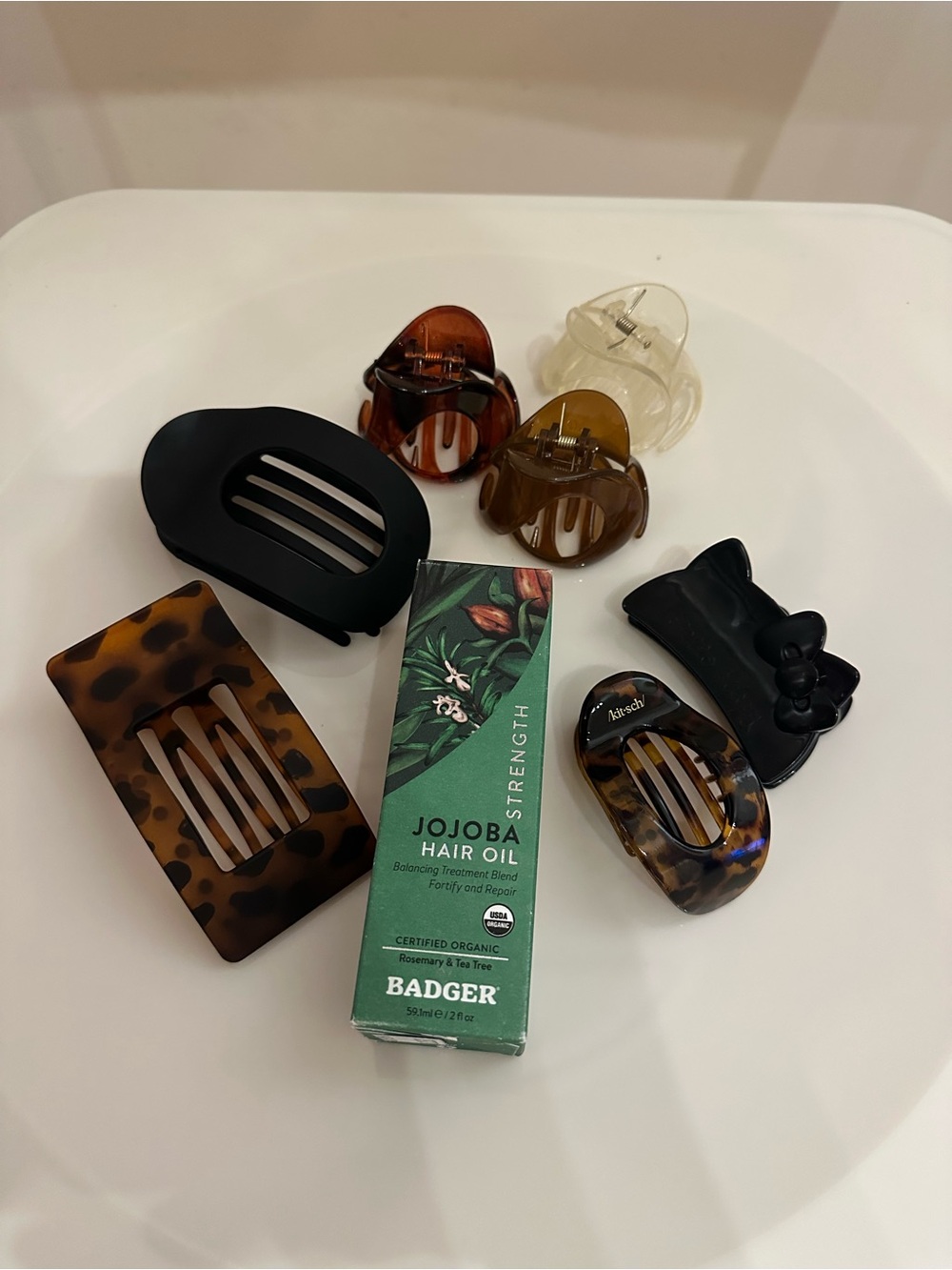 BNIB Badger Jojoba Organic Hair Oil and Assorted Hair Claw Clips Bundle